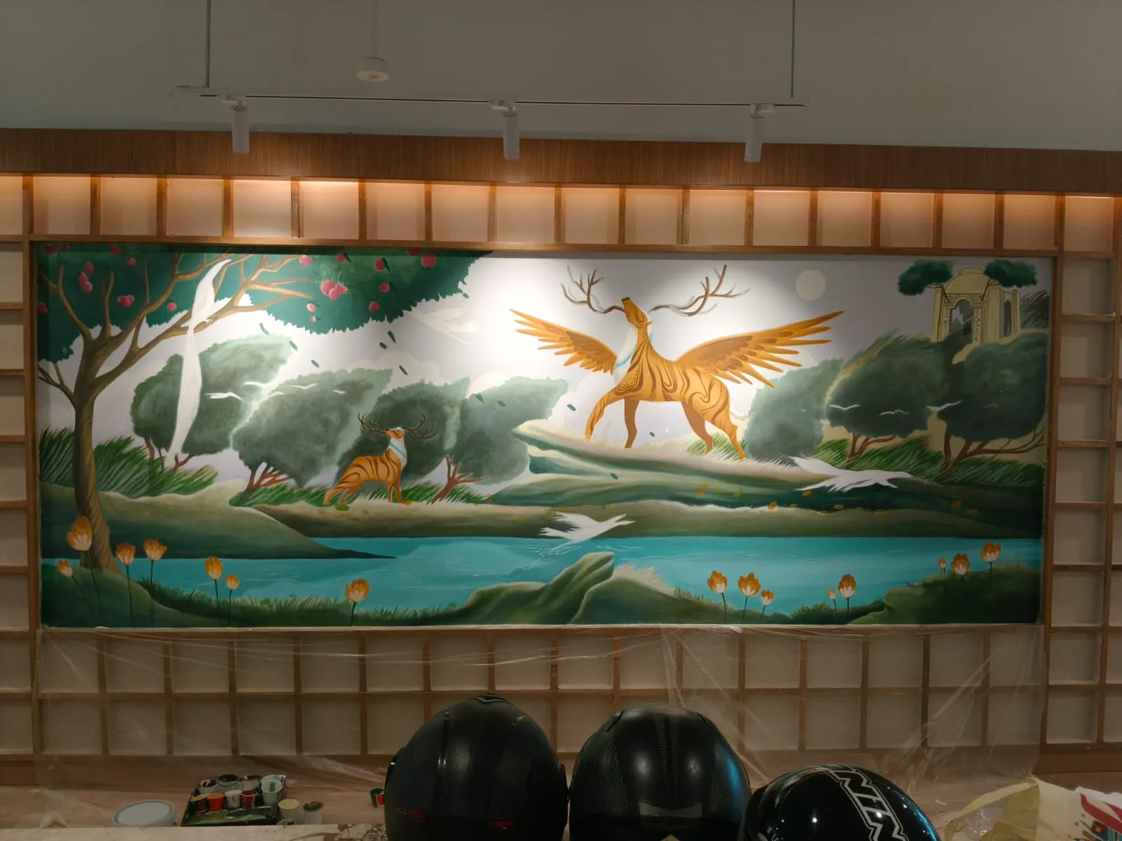 Hotel Indoor Wall Painting by Deepak in Delhi - hotel-indoor-wall-painting-delhi-1.webp